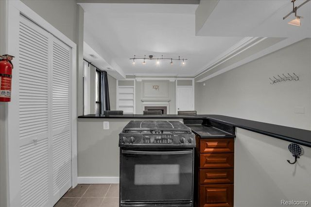 2900 E Jefferson Avenue D 301, Detroit, MI 48207