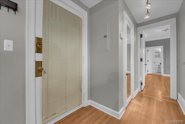 2900 E Jefferson Avenue D 301, Detroit, MI 48207