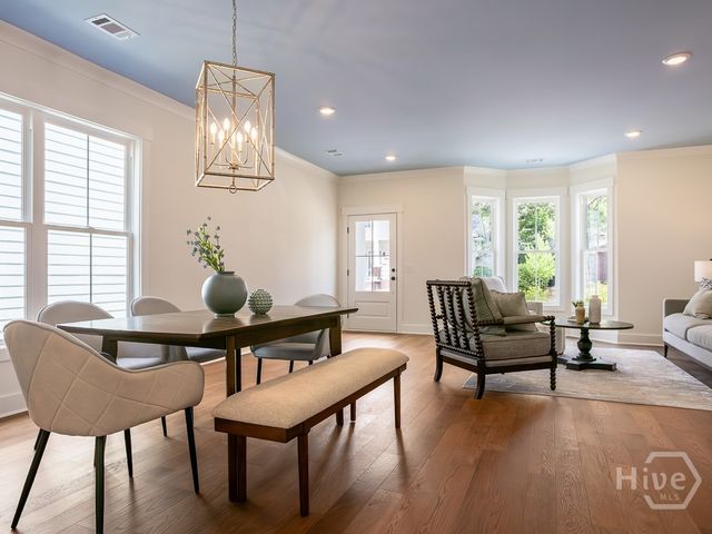 809 E 36th Street, Savannah, GA 31401
