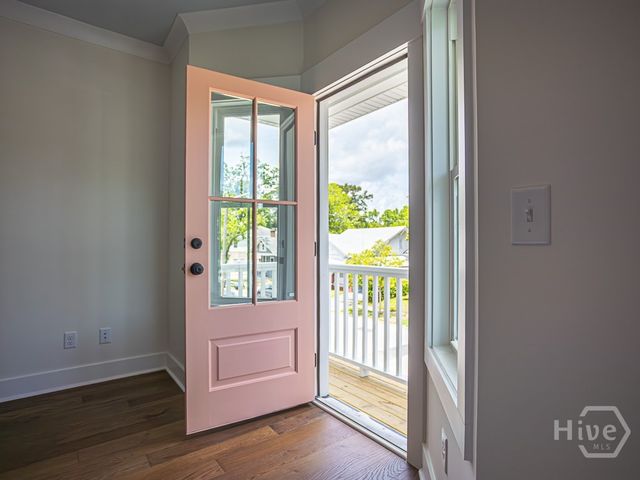 809 E 36th Street, Savannah, GA 31401