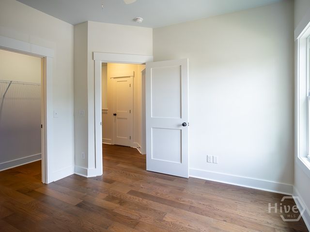 809 E 36th Street, Savannah, GA 31401