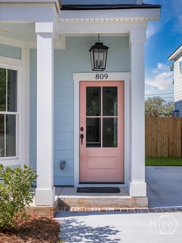 809 E 36th Street, Savannah, GA 31401
