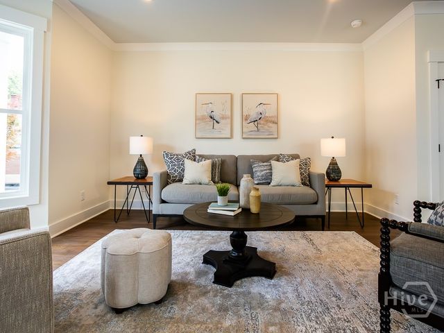 809 E 36th Street, Savannah, GA 31401