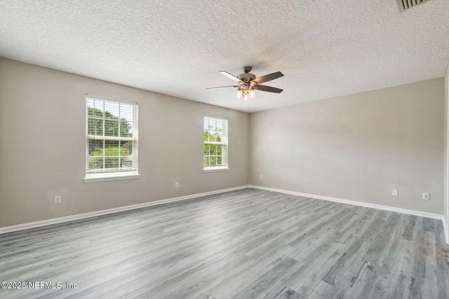 1425 ROYAL DORNOCH Drive, Jacksonville, FL 32221