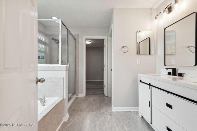 1425 ROYAL DORNOCH Drive, Jacksonville, FL 32221