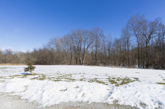 9513 S County Road 100 W, Westport, IN 47283