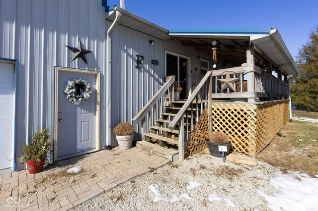 9513 S County Road 100 W, Westport, IN 47283