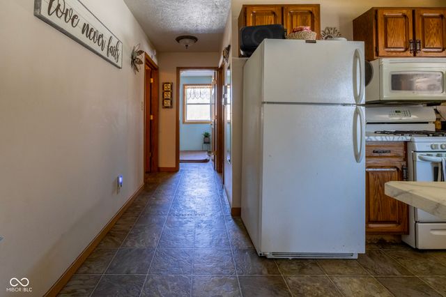 9513 S County Road 100 W, Westport, IN 47283