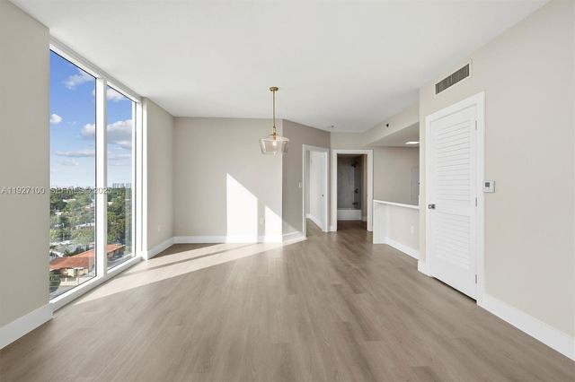 1401 SW 22nd St 1001, Miami, FL 33145