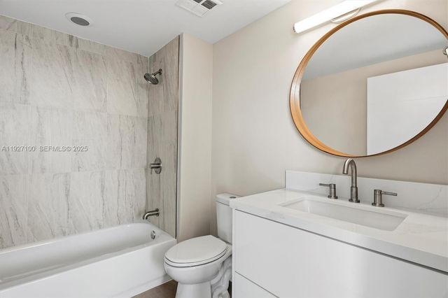 1401 SW 22nd St 1001, Miami, FL 33145