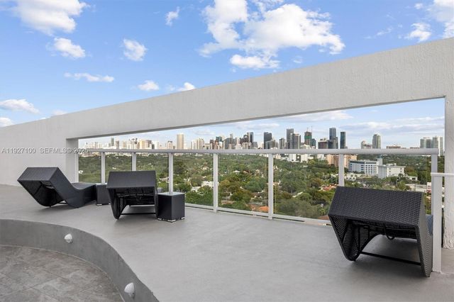 1401 SW 22nd St 1001, Miami, FL 33145