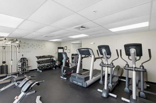 1401 SW 22nd St 1001, Miami, FL 33145