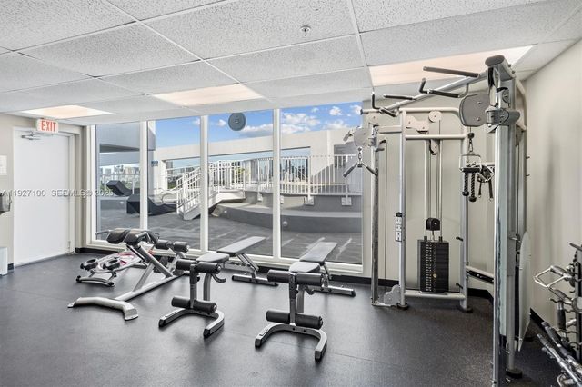 1401 SW 22nd St 1001, Miami, FL 33145