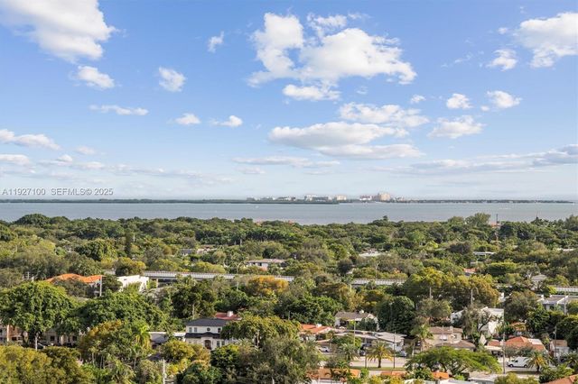 1401 SW 22nd St 1001, Miami, FL 33145