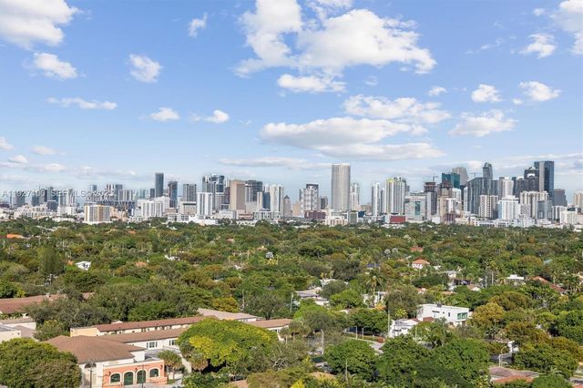 1401 SW 22nd St 1001, Miami, FL 33145