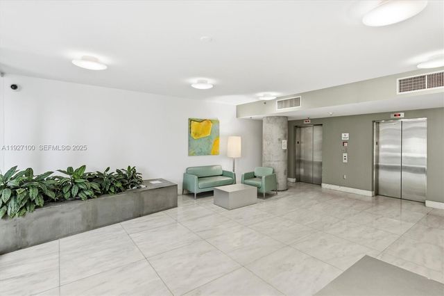 1401 SW 22nd St 1001, Miami, FL 33145