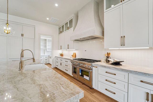 1306 Curtin Street, Houston, TX 77018