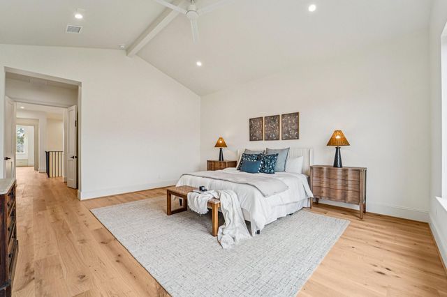 1306 Curtin Street, Houston, TX 77018