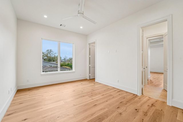 1306 Curtin Street, Houston, TX 77018