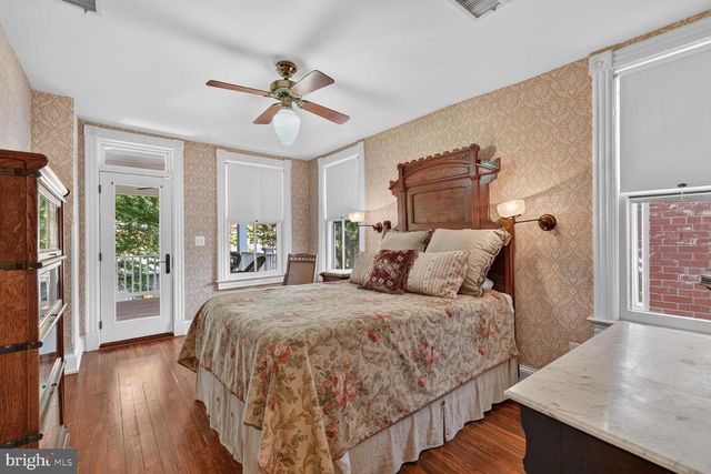138 D ST SE, Washington, DC 20003