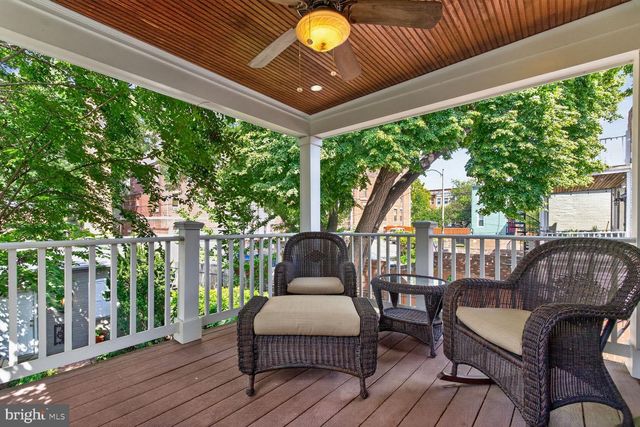 138 D ST SE, Washington, DC 20003