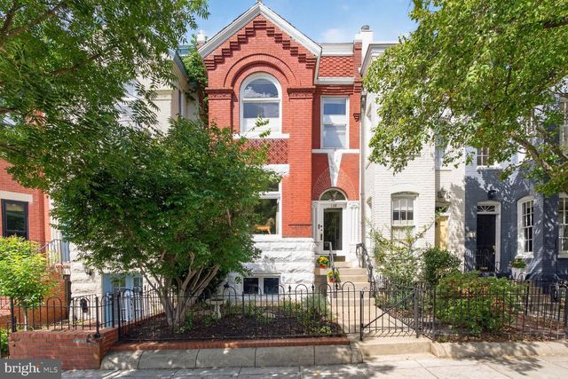 138 D ST SE, Washington, DC 20003