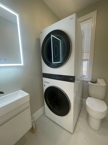 1166 Fellsway 2, Malden, MA 02148