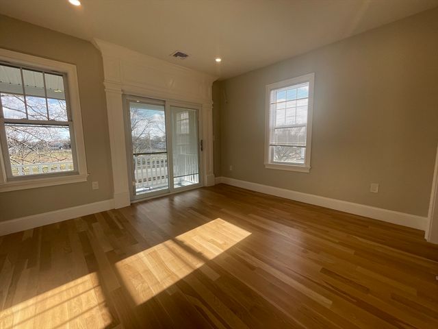 1166 Fellsway 2, Malden, MA 02148