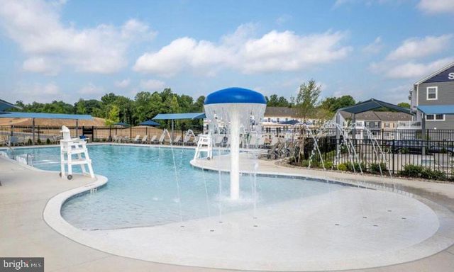 8302 DIETER DR, Rosedale, MD 21237