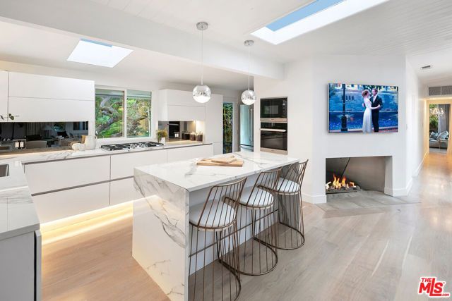 1415 Braeridge Drive, Beverly Hills, CA 90210