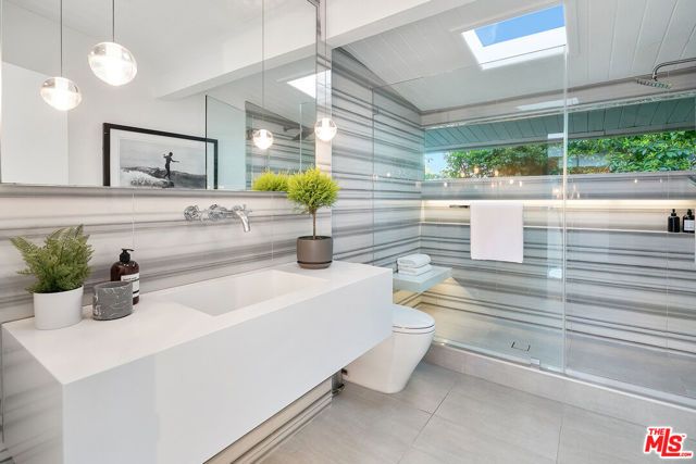 1415 Braeridge Drive, Beverly Hills, CA 90210