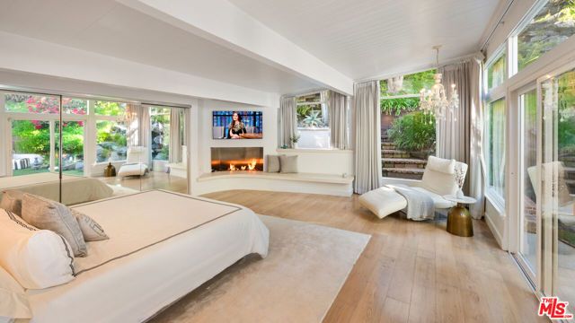 1415 Braeridge Drive, Beverly Hills, CA 90210