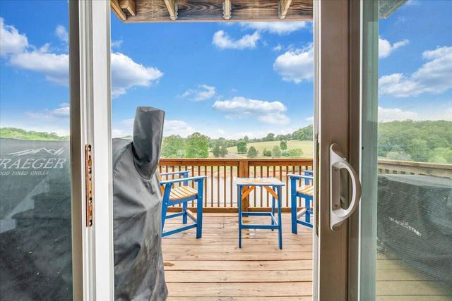 345 Cambridge CT A4, Hardy, VA 24101