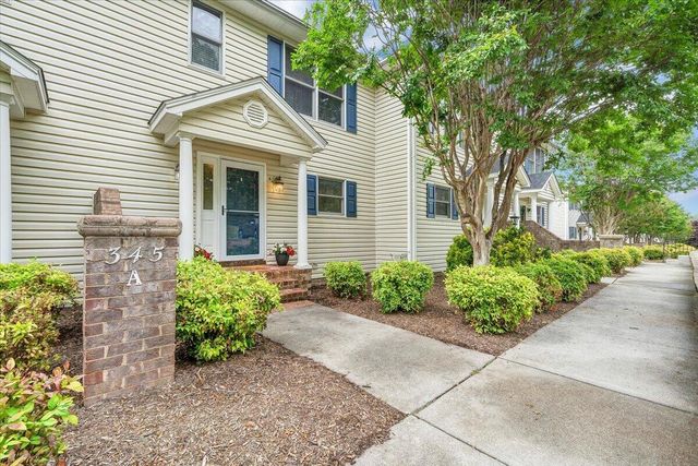 345 Cambridge CT A4, Hardy, VA 24101