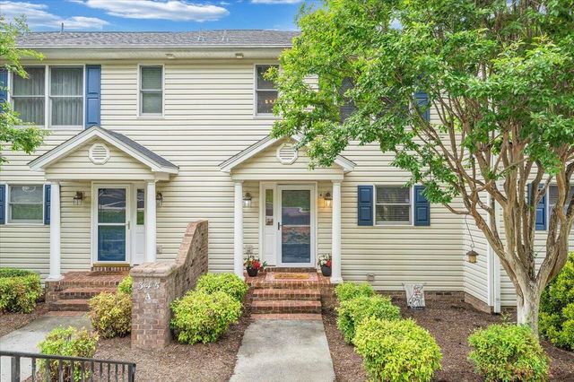 345 Cambridge CT A4, Hardy, VA 24101