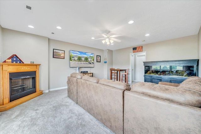 345 Cambridge CT A4, Hardy, VA 24101
