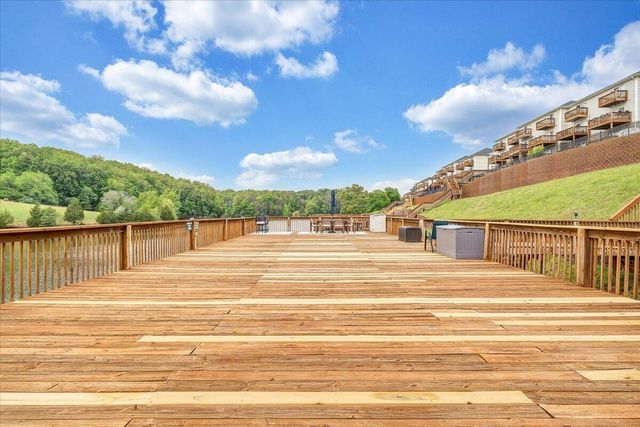 345 Cambridge CT A4, Hardy, VA 24101