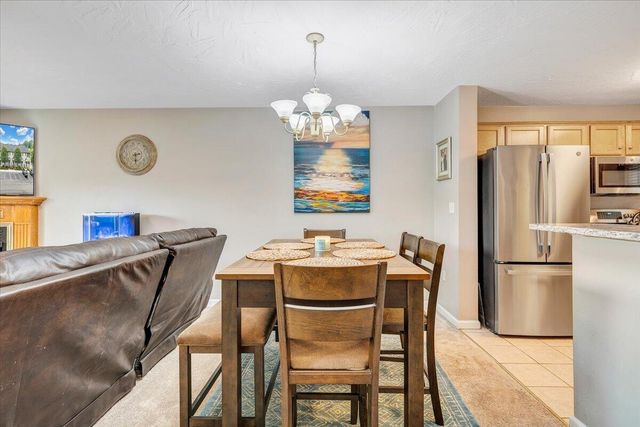 345 Cambridge CT A4, Hardy, VA 24101