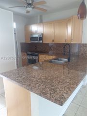 5495 NW 10th Ct 304, Plantation, FL 33313