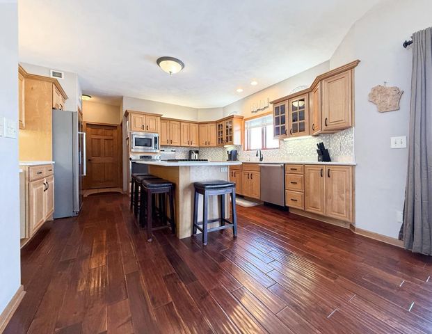 W8710 Birdie Lane, Beaver Dam, WI 53916