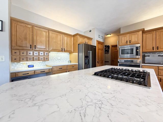 W8710 Birdie Lane, Beaver Dam, WI 53916