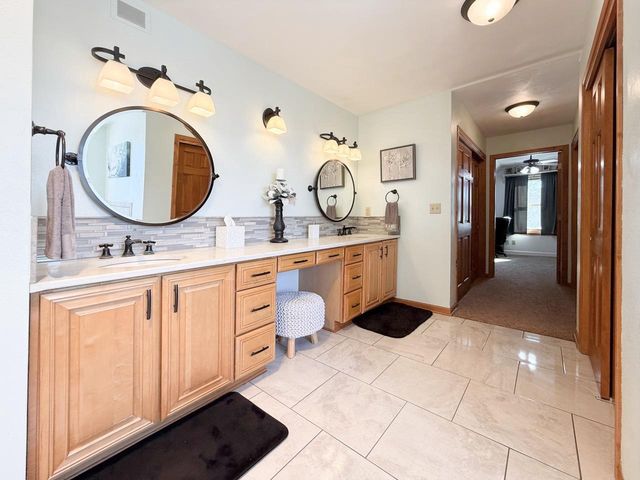 W8710 Birdie Lane, Beaver Dam, WI 53916