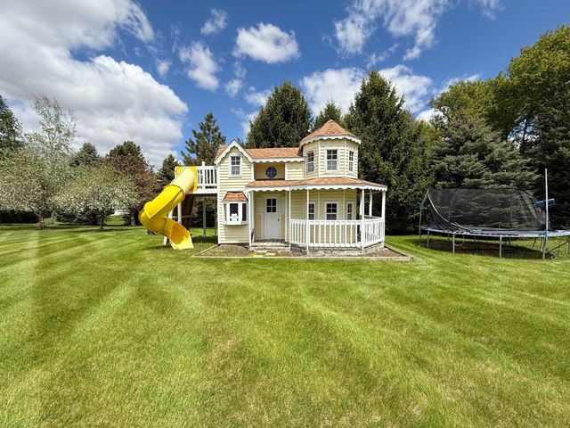 W8710 Birdie Lane, Beaver Dam, WI 53916
