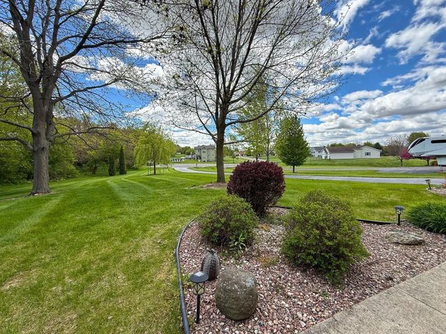 W8710 Birdie Lane, Beaver Dam, WI 53916