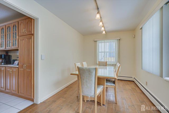 32 Sheridan Avenue, Metuchen, NJ 08840