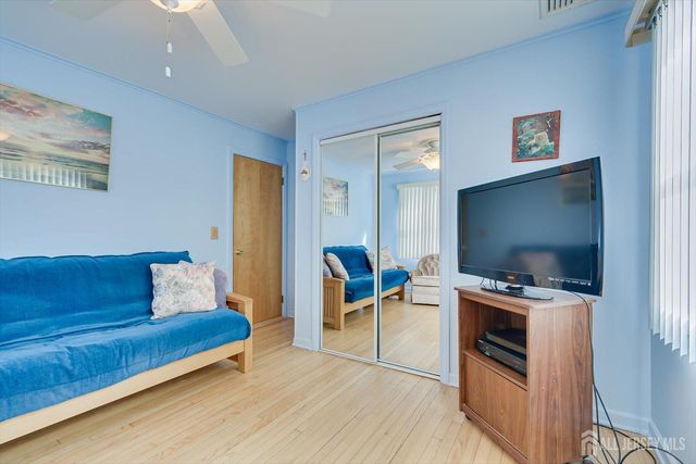 32 Sheridan Avenue, Metuchen, NJ 08840