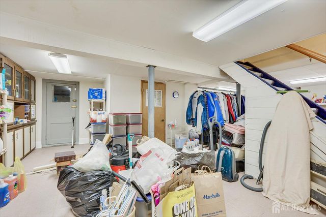 32 Sheridan Avenue, Metuchen, NJ 08840