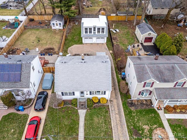 32 Sheridan Avenue, Metuchen, NJ 08840