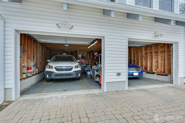 32 Sheridan Avenue, Metuchen, NJ 08840