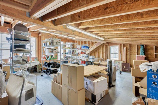 32 Sheridan Avenue, Metuchen, NJ 08840